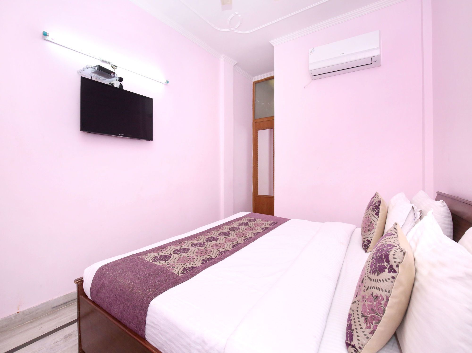 Oyo 6463 Hotel Dove Chandigarh Ngoại thất bức ảnh