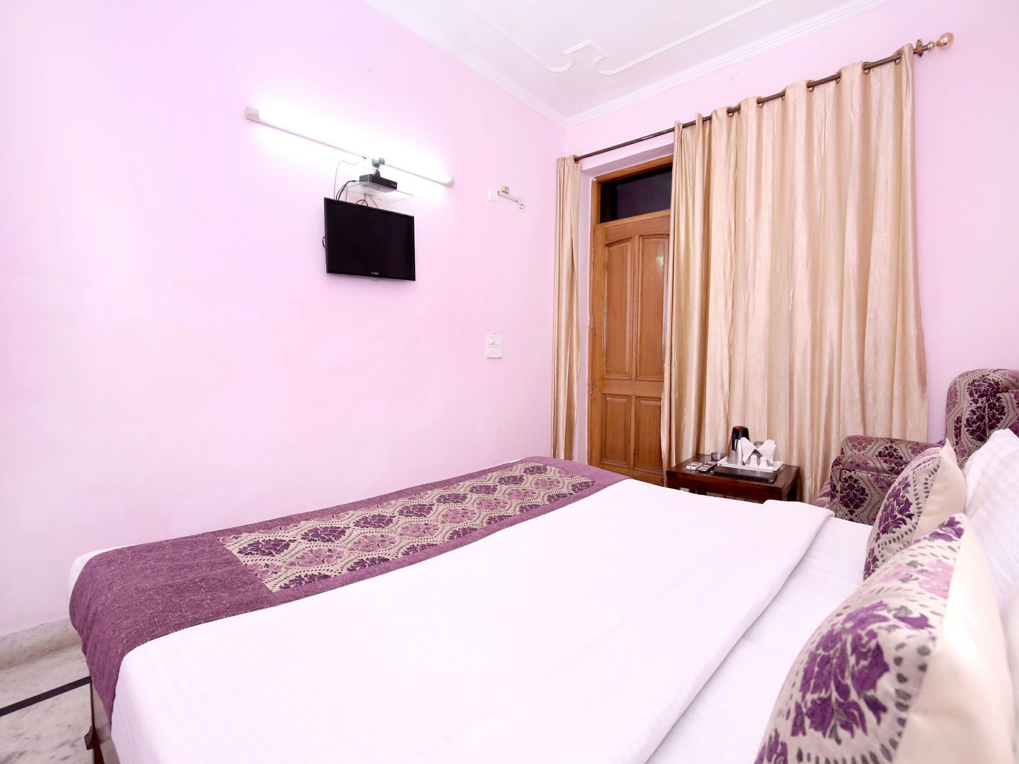 Oyo 6463 Hotel Dove Chandigarh Ngoại thất bức ảnh