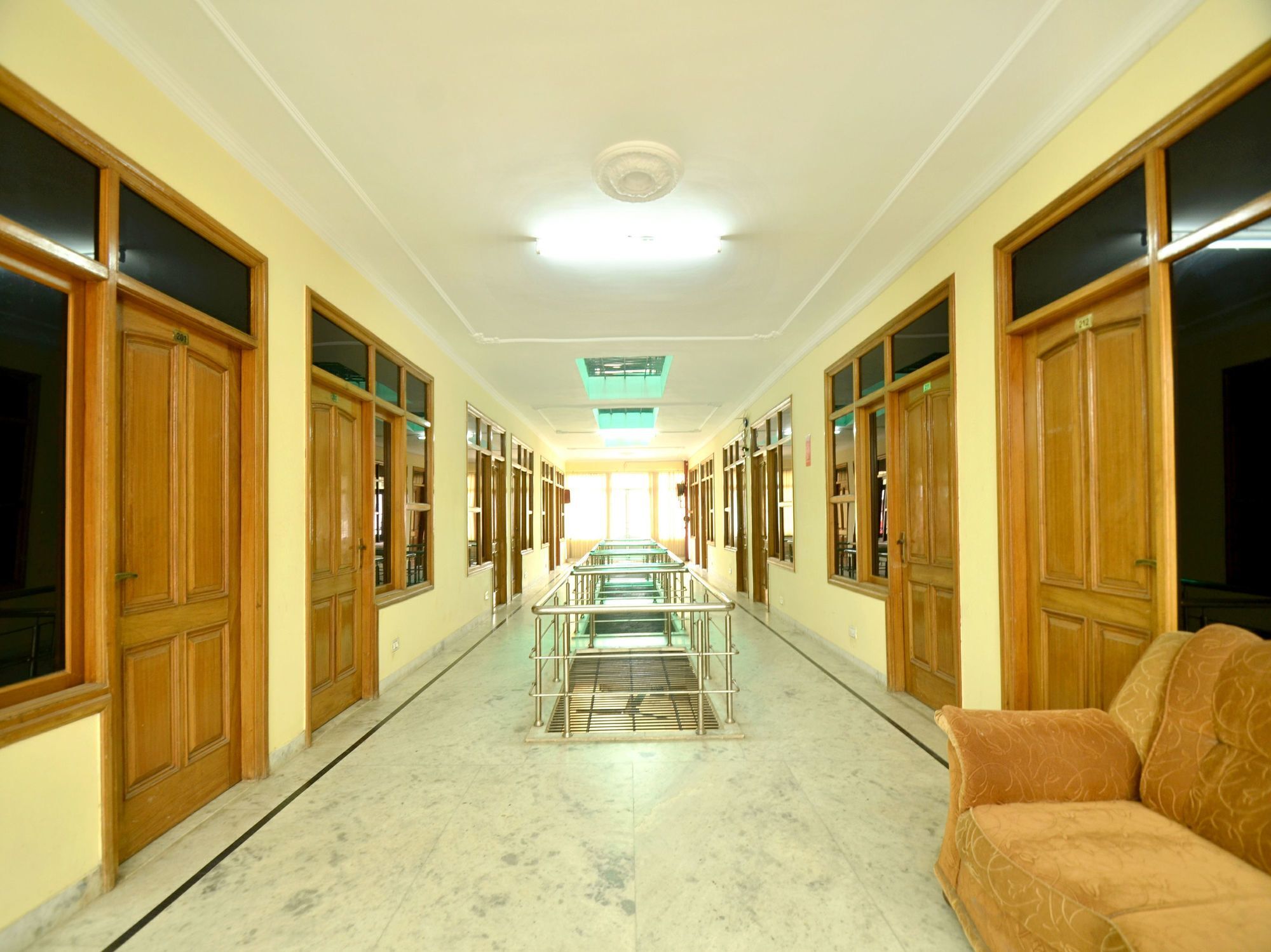 Oyo 6463 Hotel Dove Chandigarh Ngoại thất bức ảnh
